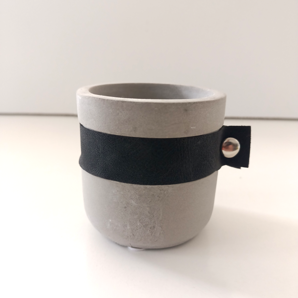 Osłonka szara Ø 5,5cm.